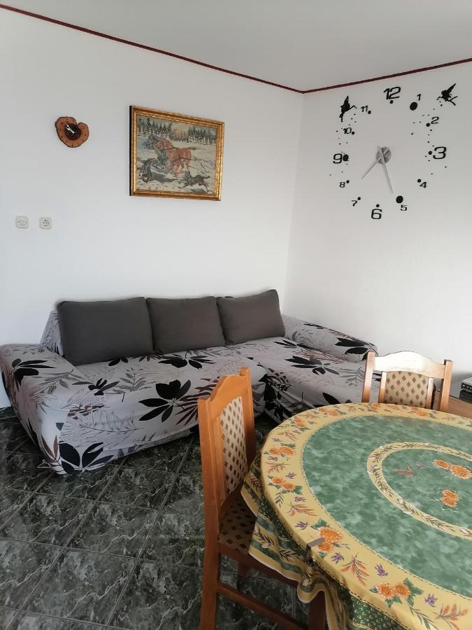 Apartmani Andelo I Ruzica Mundanije Esterno foto