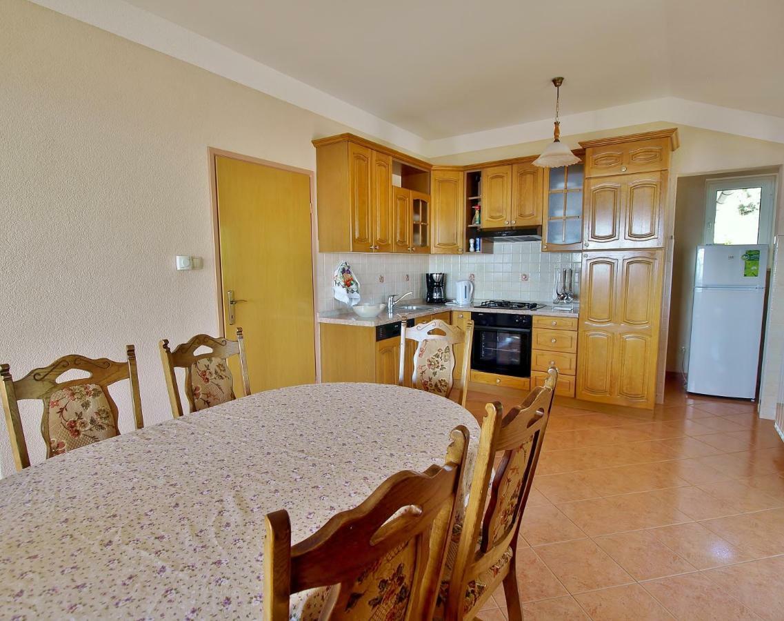 Apartmani Andelo I Ruzica Mundanije Esterno foto
