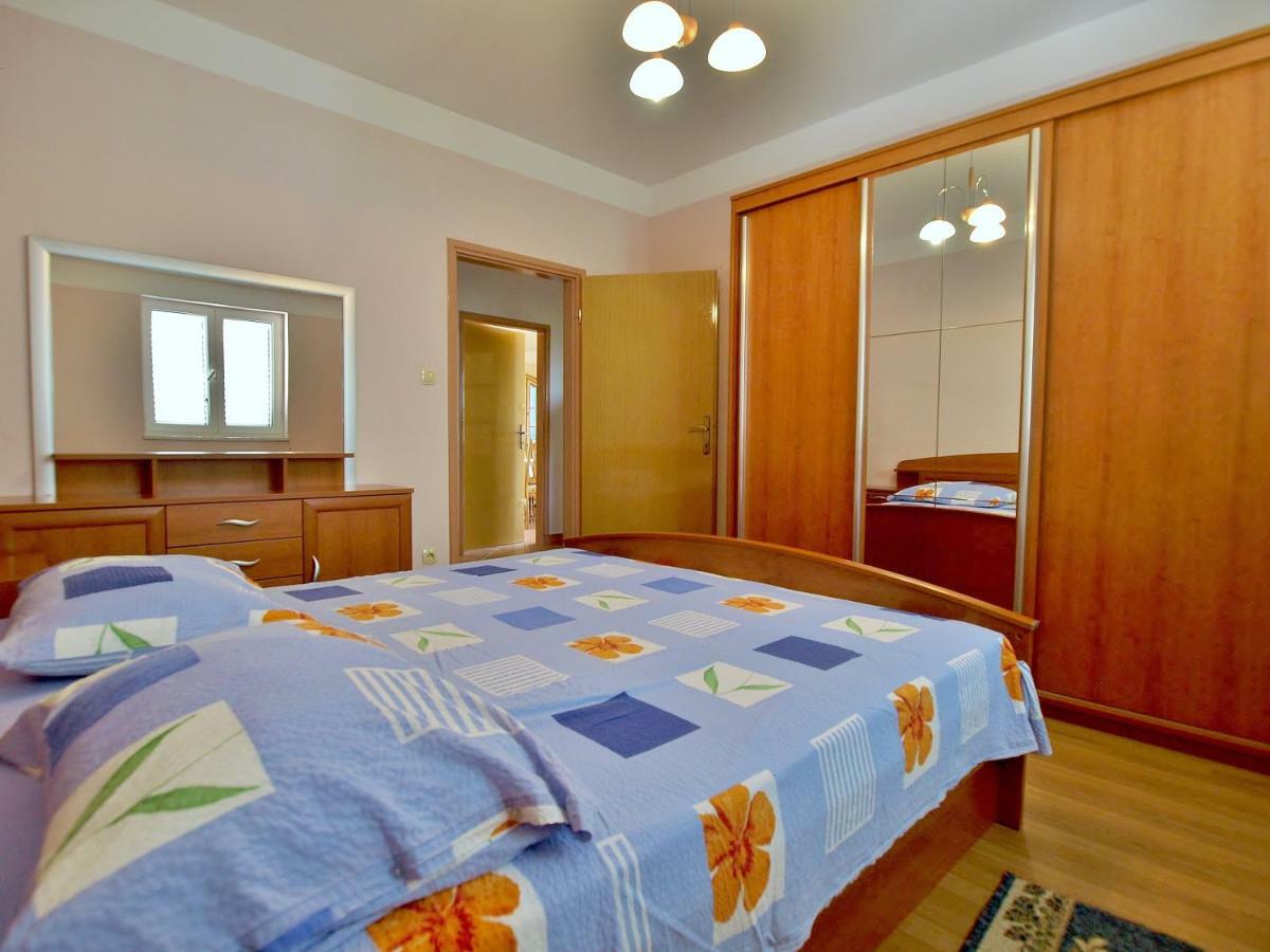 Apartmani Andelo I Ruzica Mundanije Esterno foto