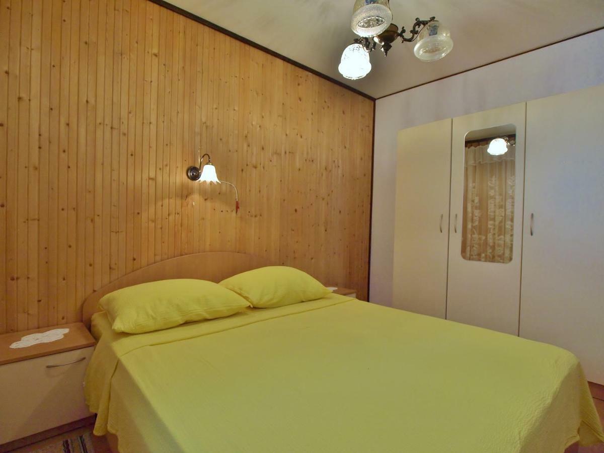Apartmani Andelo I Ruzica Mundanije Esterno foto