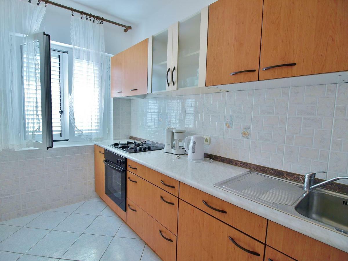 Apartmani Andelo I Ruzica Mundanije Esterno foto