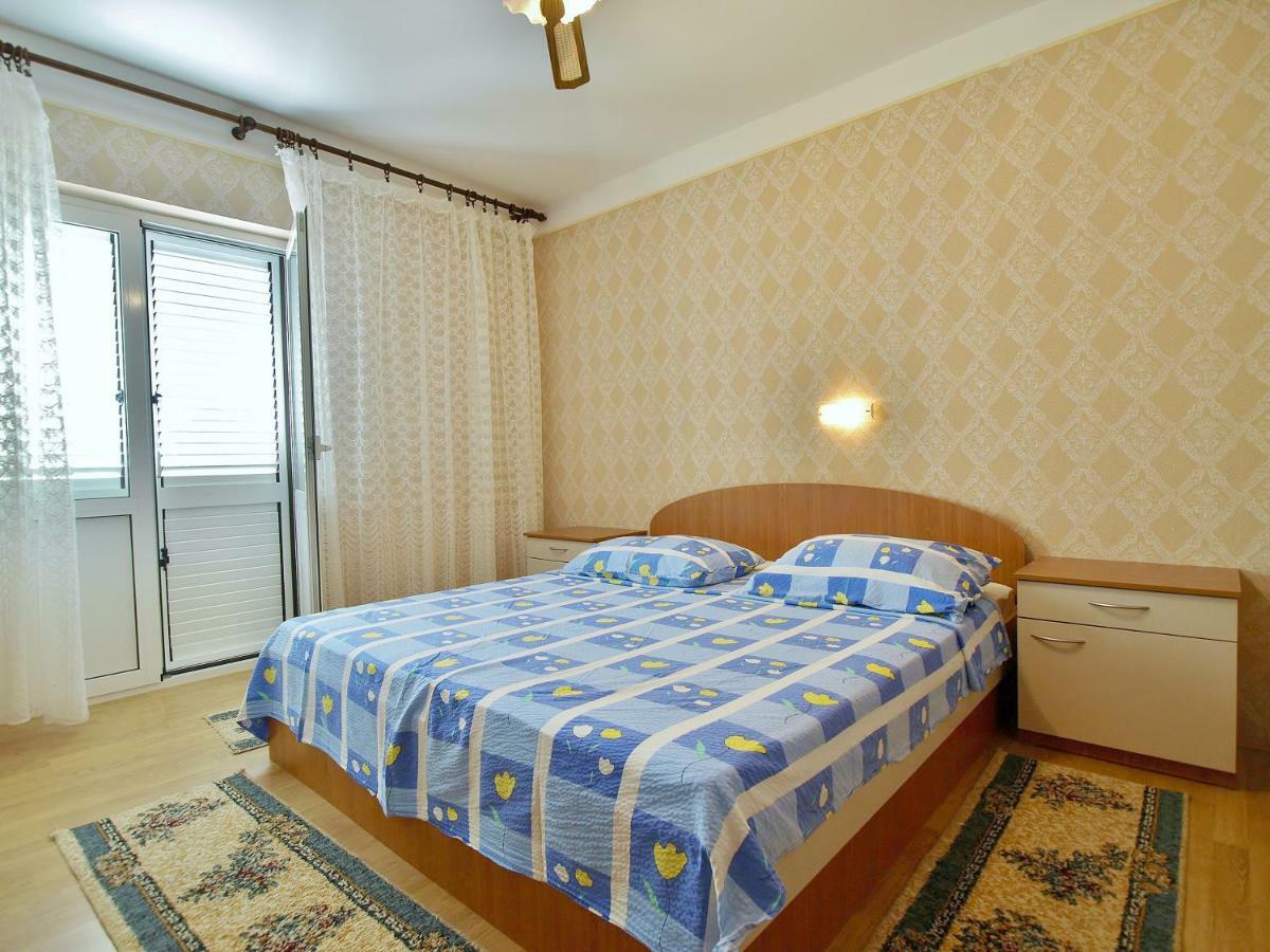 Apartmani Andelo I Ruzica Mundanije Esterno foto
